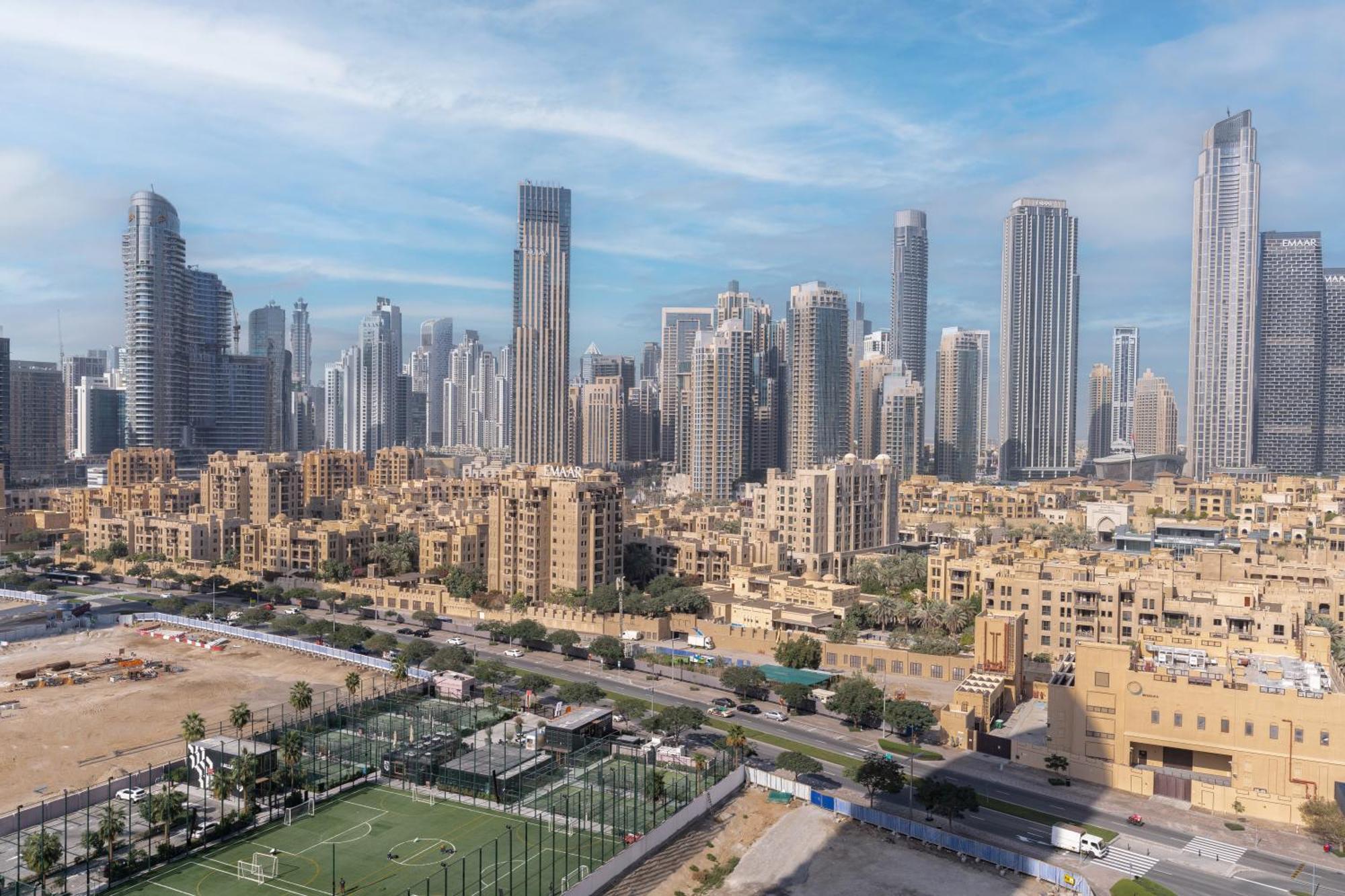 Chic 2Br Apartment, Prime Location Near Dubai Mall - Allsopp&Allsopp Exteriör bild